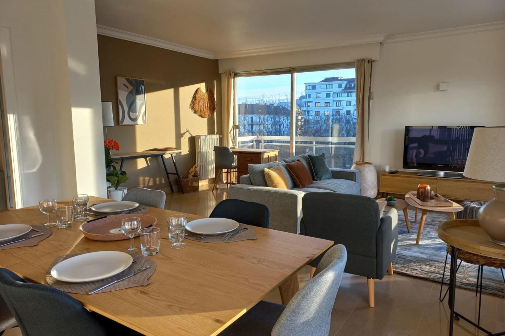 Tournette-Comfortable And Quiet Luxury Apartment Анси Экстерьер фото