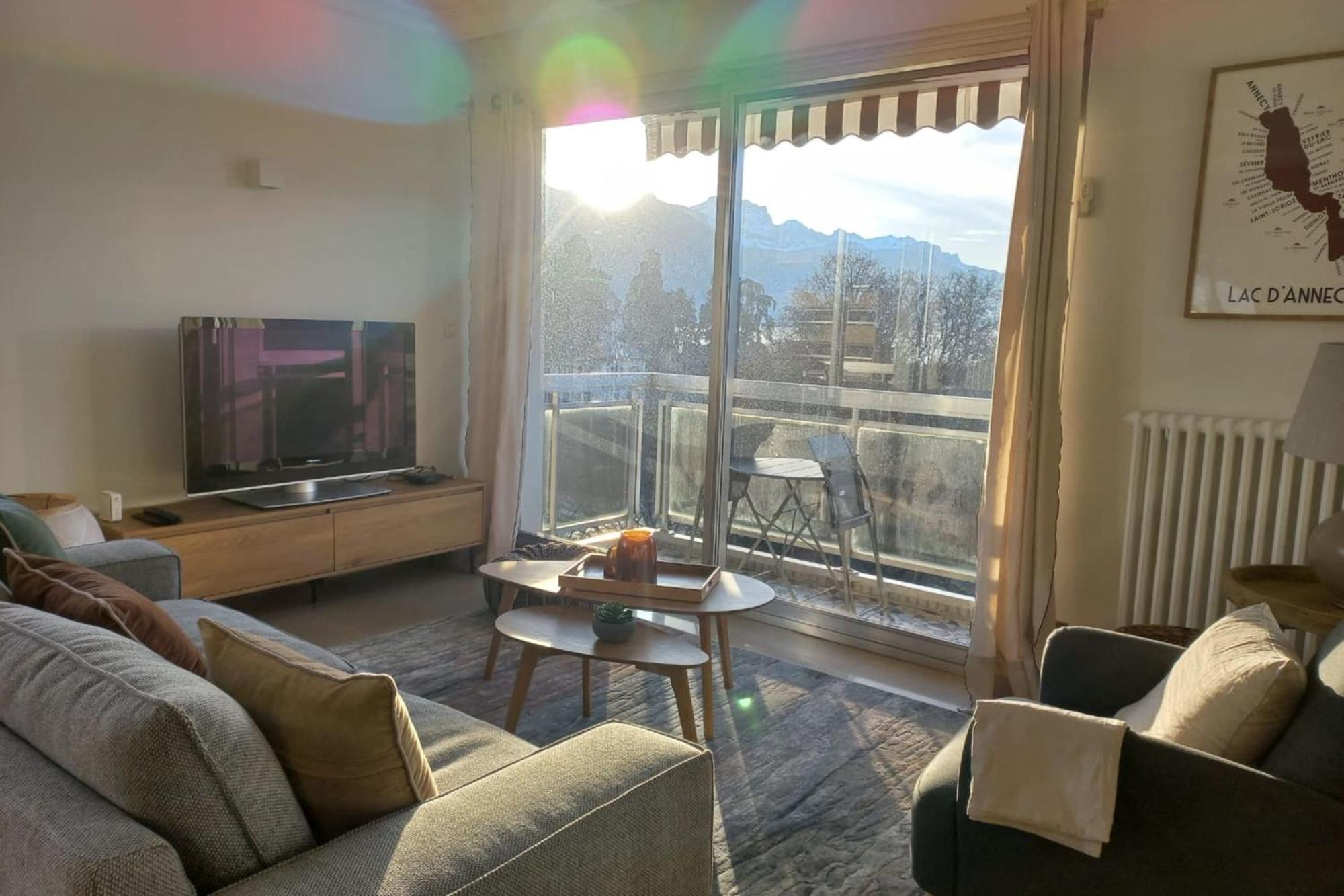 Tournette-Comfortable And Quiet Luxury Apartment Анси Экстерьер фото