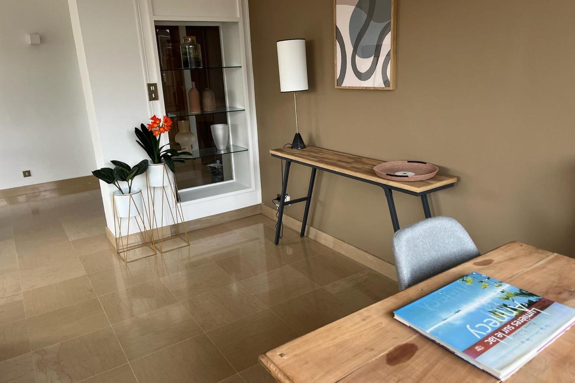 Tournette-Comfortable And Quiet Luxury Apartment Анси Экстерьер фото